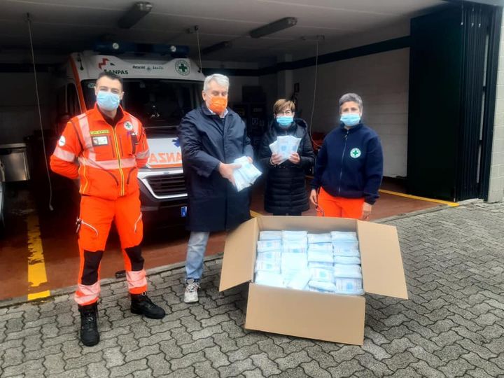 Cinquemila mascherine per la Croce Verde di Pioltello. Il dono del consigliere di Rodano