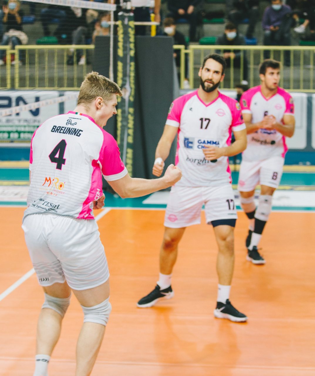 Brugherio super. Rimonta il 2-0 di Montecchio e vince al quinto set