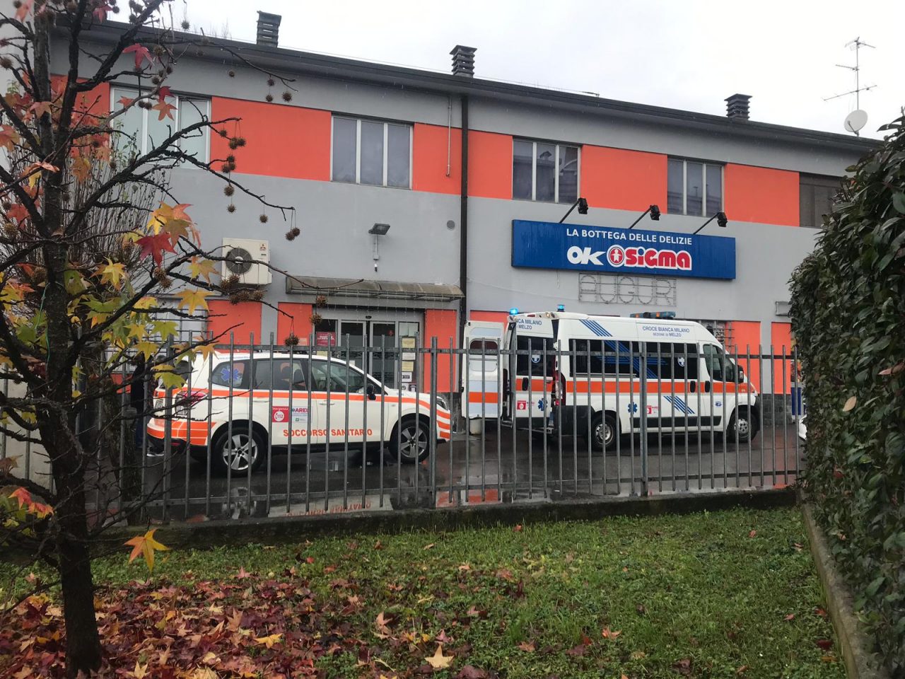 Malore al supermercato, 88enne soccorso in codice rosso
