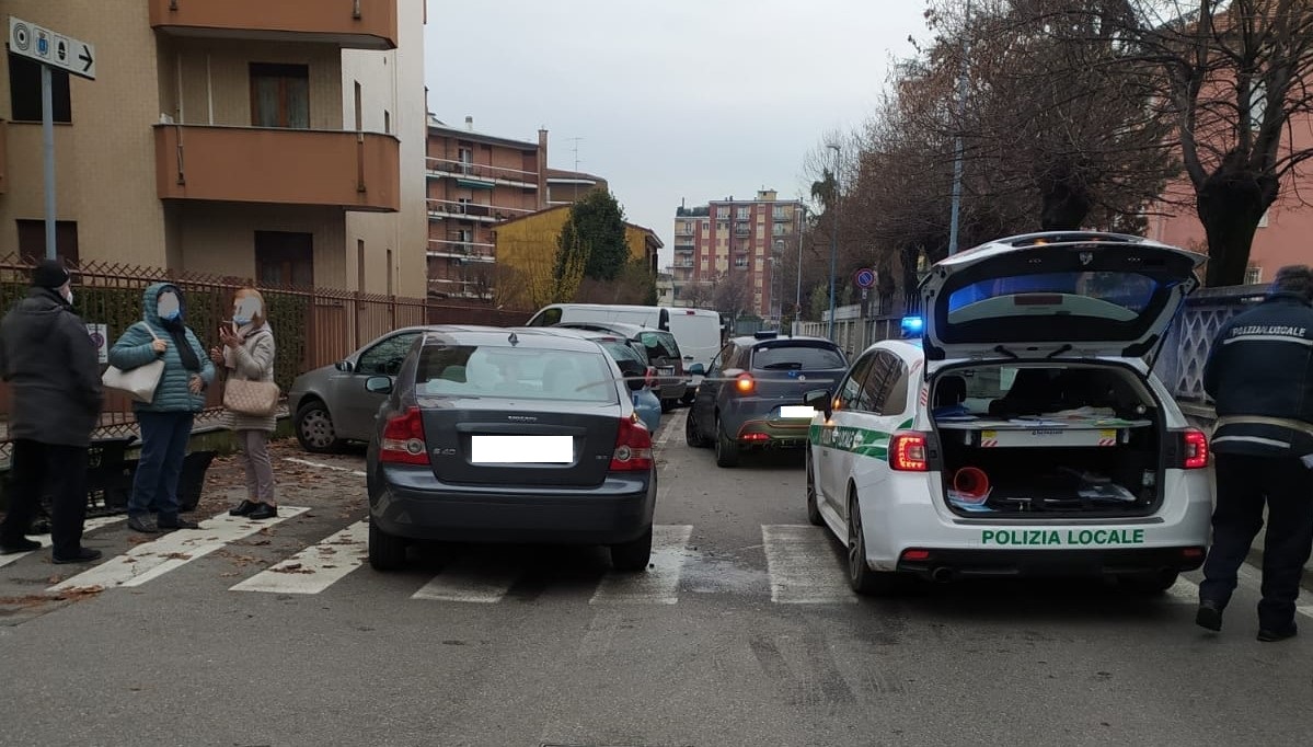 Incidente per una mancata precedenza, strada chiusa per un’ora