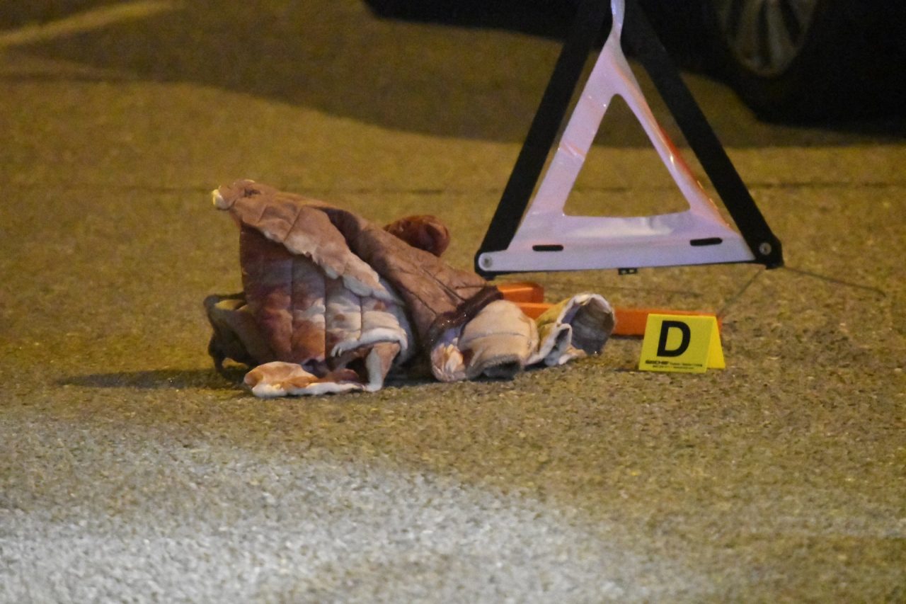 Donna accoltellata in strada. Portata in codice rosso a Niguarda FOTO