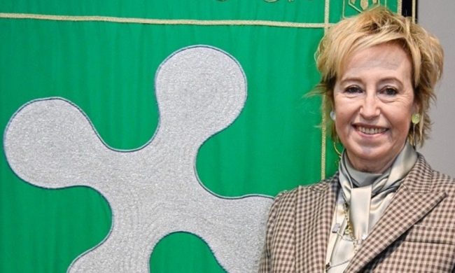 Ampliare l’intervallo tra prima e seconda dose e “sì” al vaccino russo: le richieste della Lombardia ad Arcuri