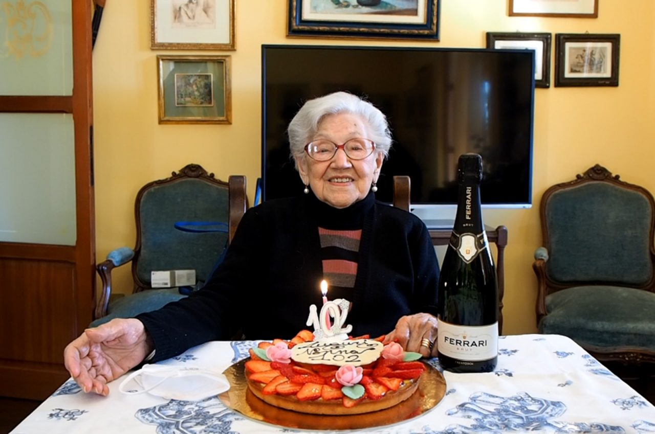Cassina de’ Pecchi festeggia i 102 anni di Anna Pala
