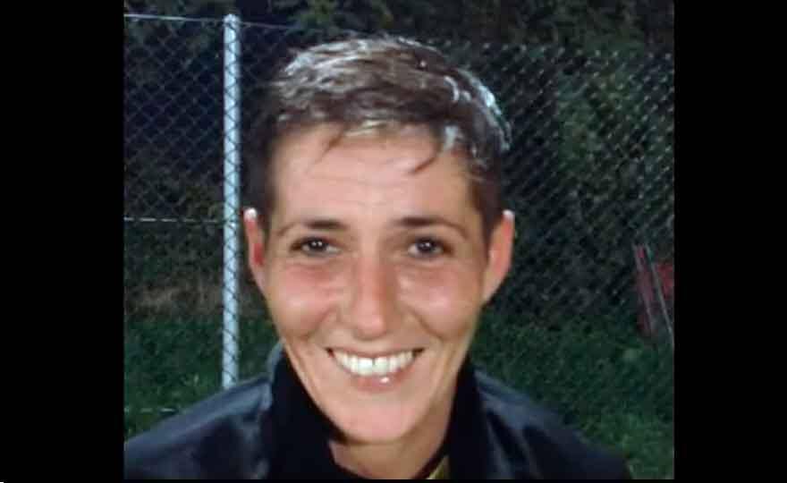 Calciatrice muore a 45 anni: ha perso la sua partita più importante