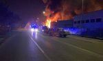 Devastante incendio in ditta a Pozzo d'Adda: spente dopo una notte di lavoro le fiamme