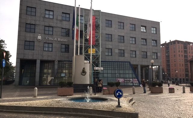 Polemica sui vaccini a domicilio di Cologno, il sindaco di Bollate: “A noi, in zona rossa, hanno risposto picche”