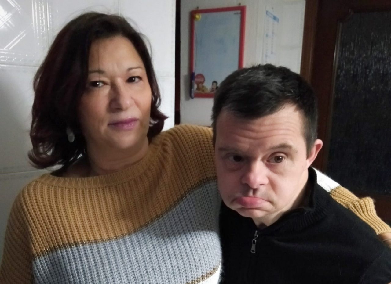 “Mio fratello con Sindrome di Down abbandonato dal Comune: faccio causa”