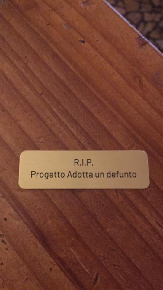“Adotta” un defunto senza parenti per evitargli la fossa comune