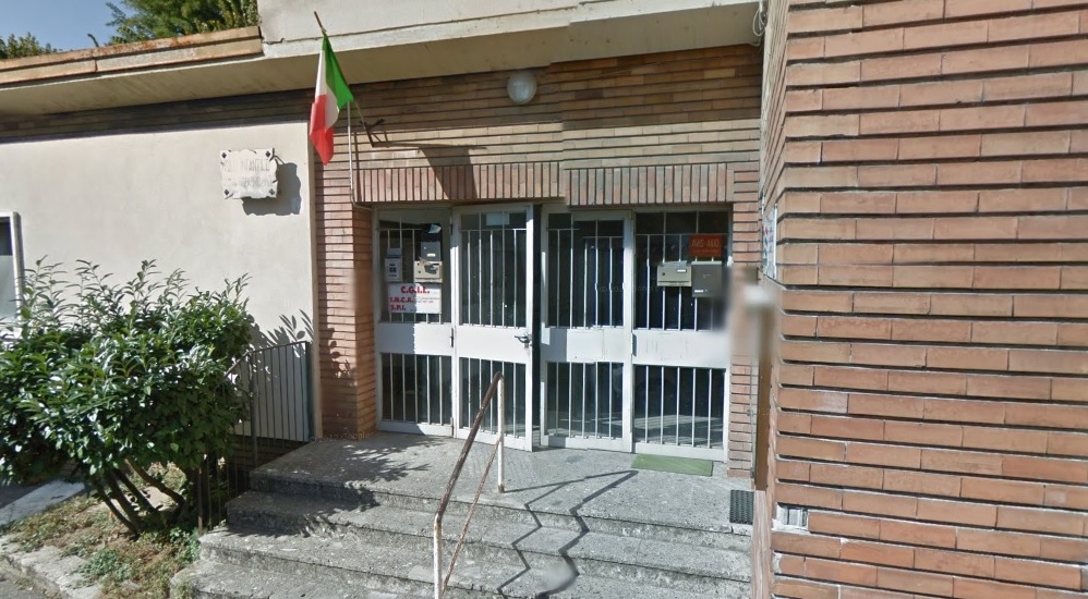 Gli anziani di Vaprio non vogliono lasciare la loro sede