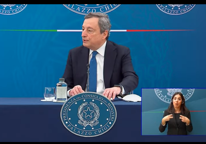 Il premier Draghi conferma: “Dopo Pasqua scuole aperte fino alla prima media anche in zona rossa”