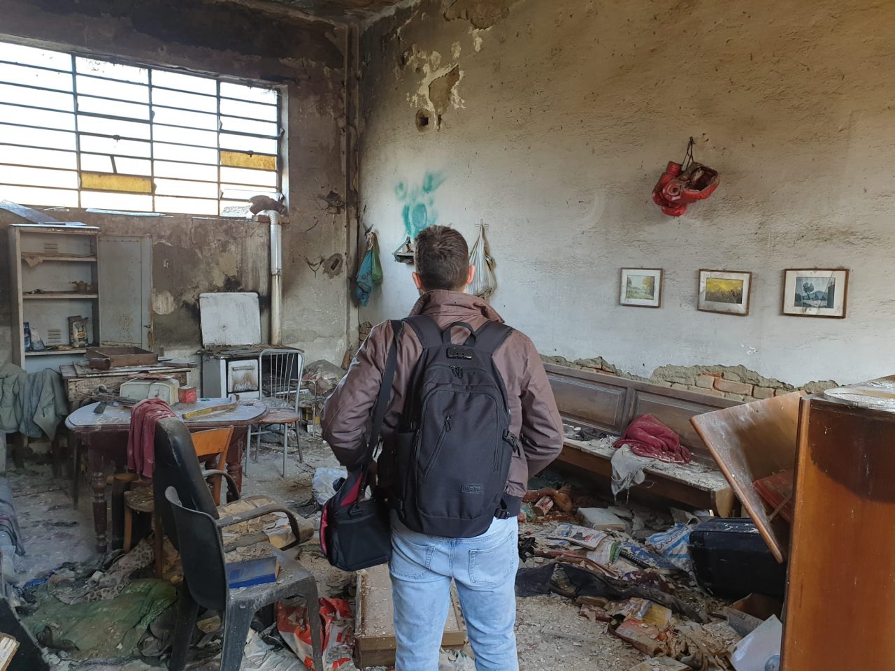 Da un anno e mezzo vive nelle Porcilaie Galbani: “Con la riqualificazione rischio di perdere la mia casa”