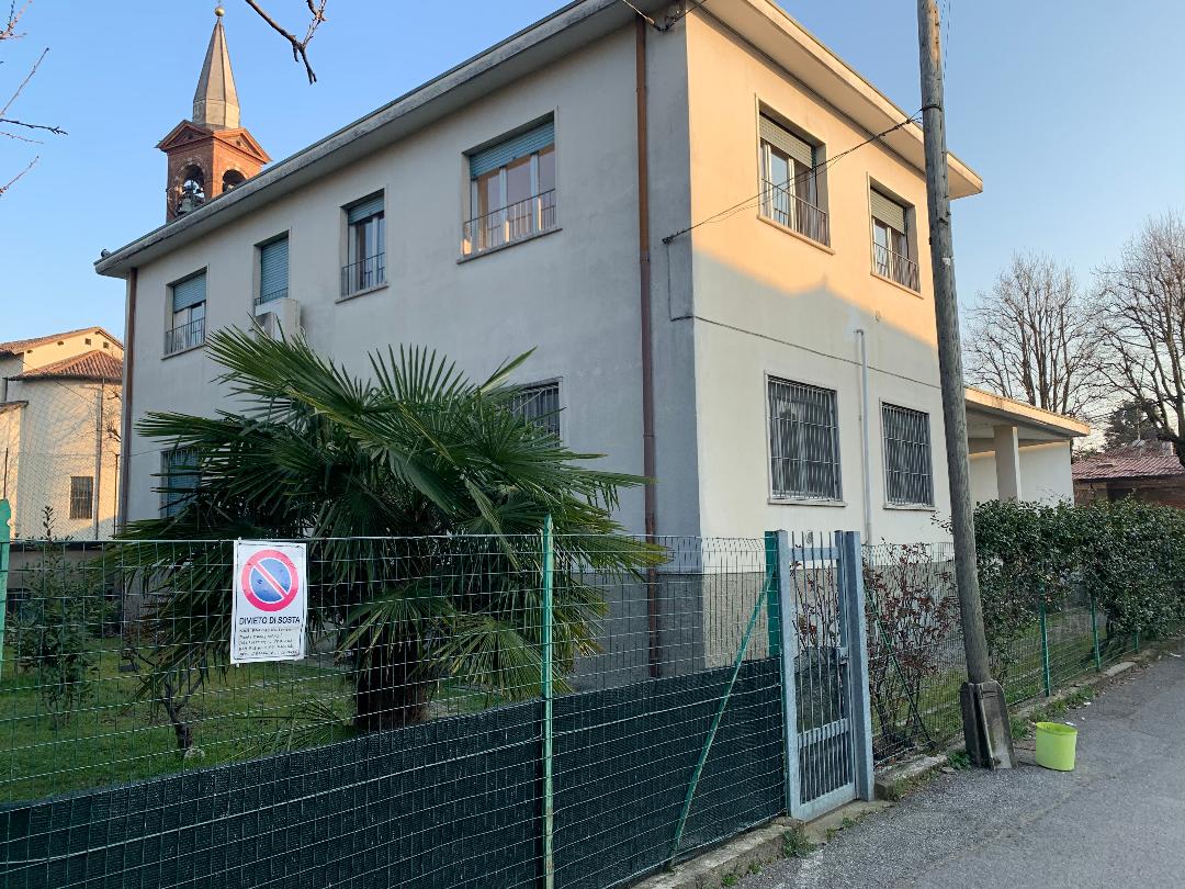 Pozzo, l’Agenzia delle entrate bussa in parrocchia: mancano 30mila euro