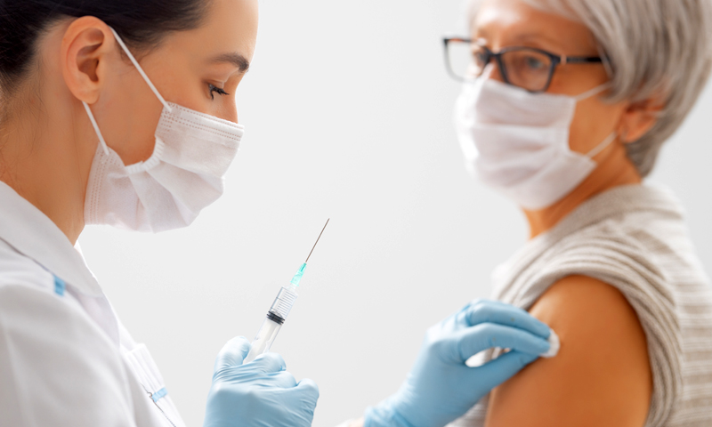 Vaccini anti Covid: se uno non si presenta scatta… la lista di riserva