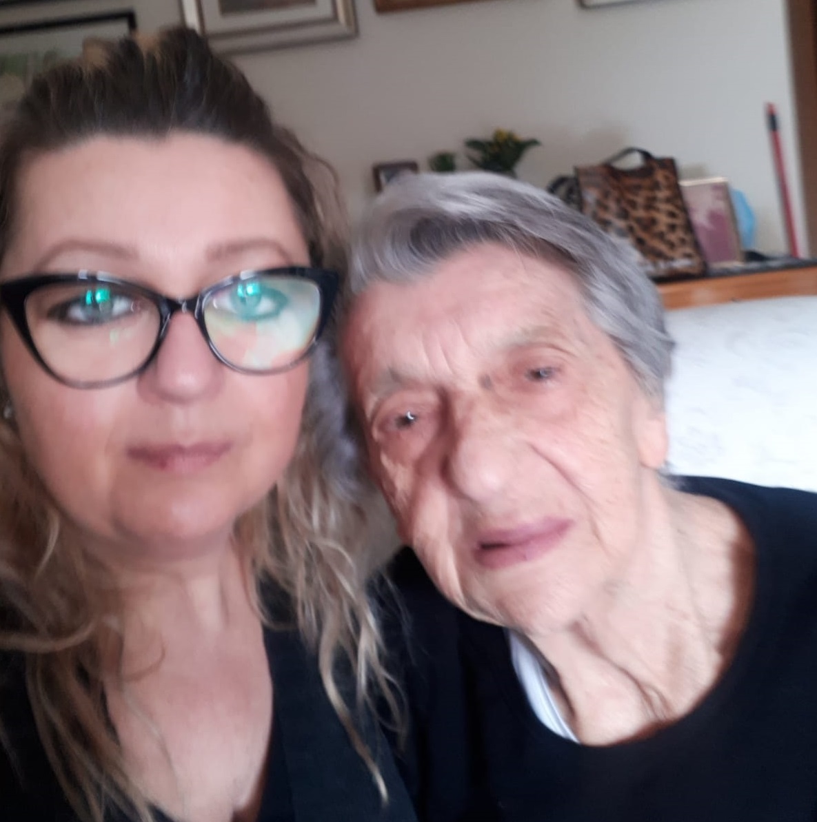 Anziana risponde per le rime alla truffatrice e sventa il raggiro