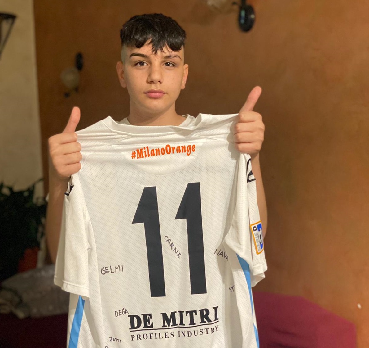 “Torna presto in campo”. Il regalo della Tritium a Davide, travolto da un treno e vivo per miracolo