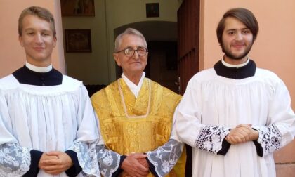 Pastore in mezzo alla gente. La comunità di Melzo piange padre Sandro Brambilla