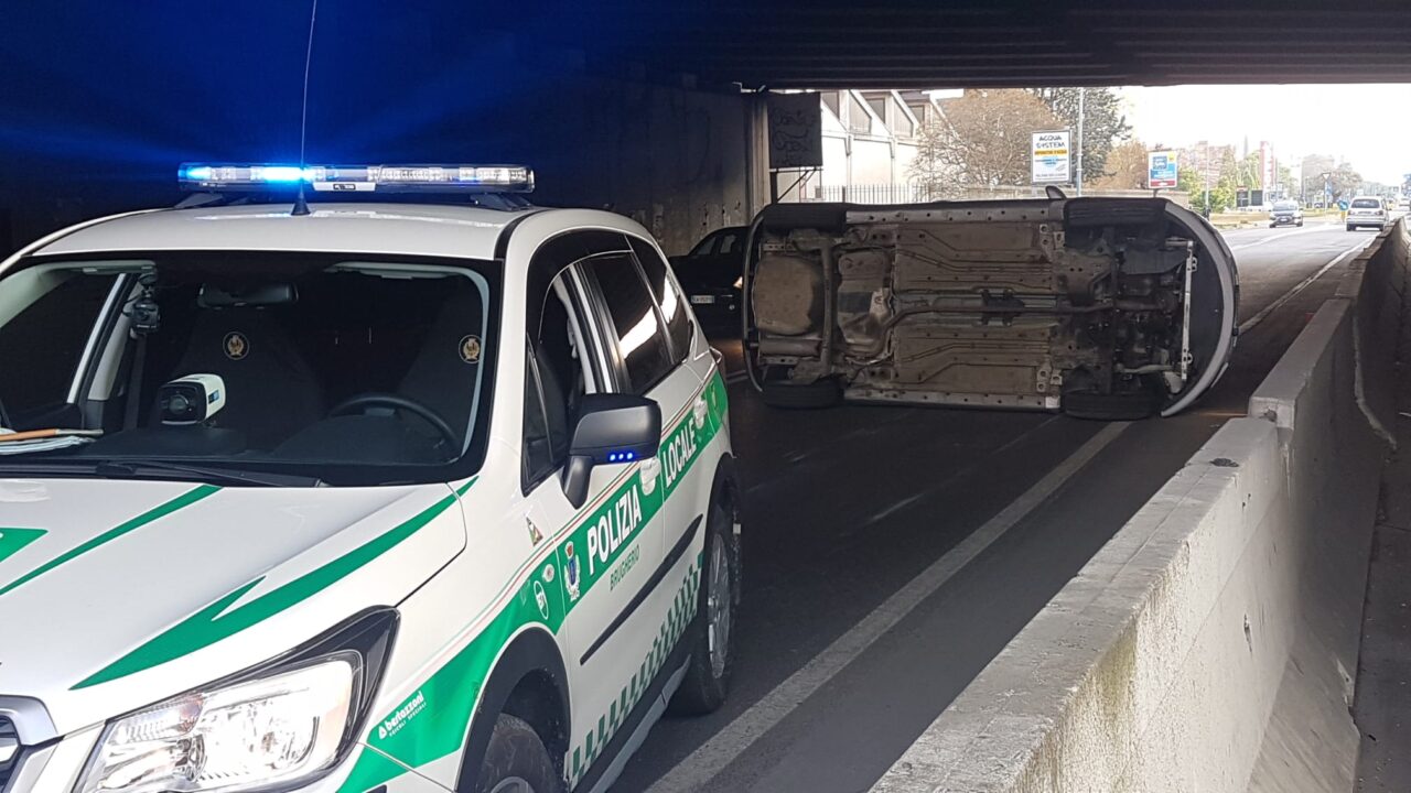 Si ribalta in auto dopo una Comunione: era ubriaco e pure drogato