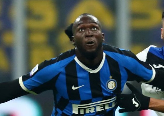 Festa in hotel per il compleanno di Lukaku: arrivano i Carabinieri