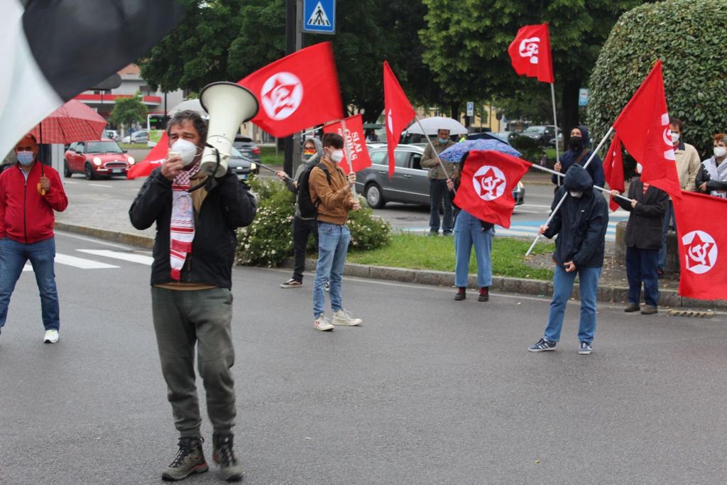 Manifestazione lavoratori protesta a Trezzo sull'Adda