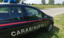 Si tuffa nel laghetto per sfuggire ai Carabinieri: 26enne muore annegato