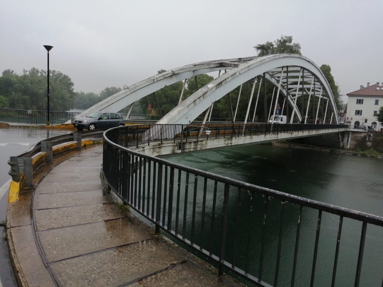 Slitta l’apertura del cantiere sul ponte di Vaprio d’Adda