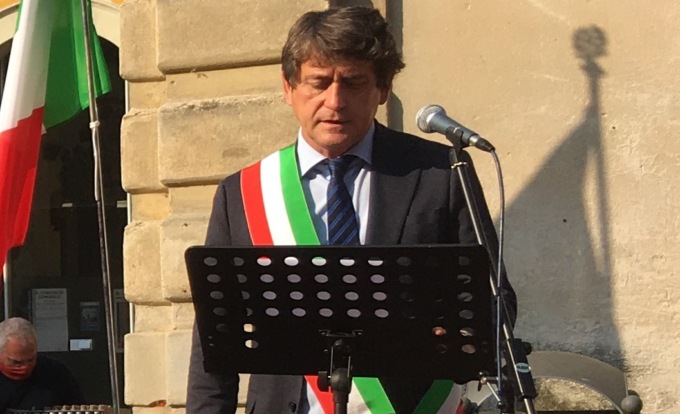 Maggioranza in crisi, l’opposizione sollecita il prefetto a intervenire