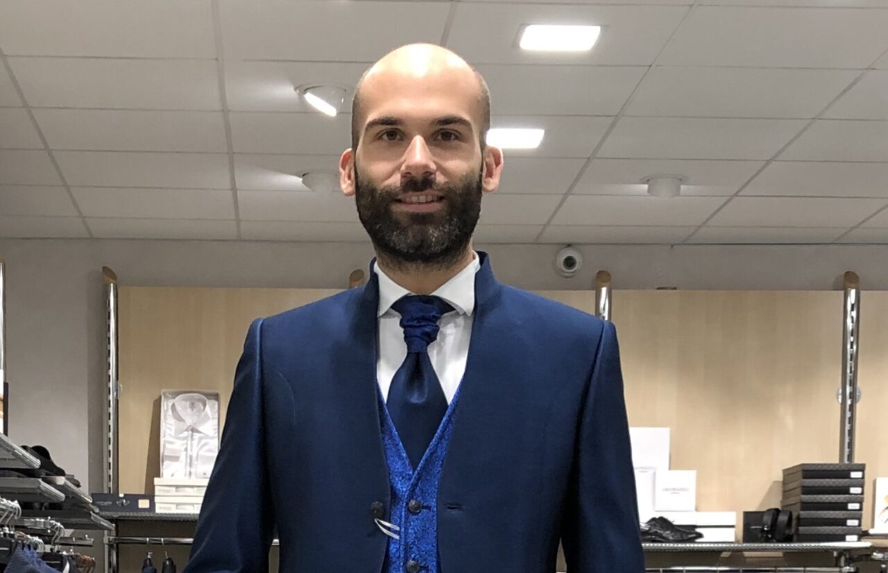 Vende online l’abito da sposo, viene truffato e perde 1.500 euro