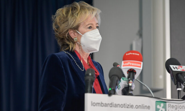 Variante indiana: in Lombardia accertata in 81 cittadini. Moratti: “Nessun pericolo per i vaccinati”