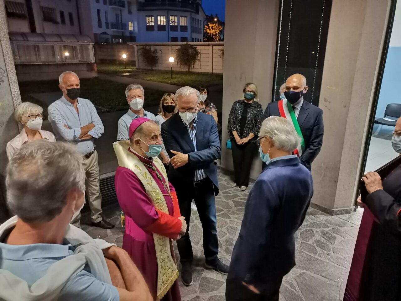 cernusco sul naviglio centro medico san rocco inaugurazione dell'arcivescovo mario delpini