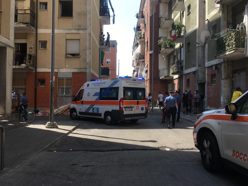 Lite a martellate rischia di finire in tragedia: due feriti, uno è grave