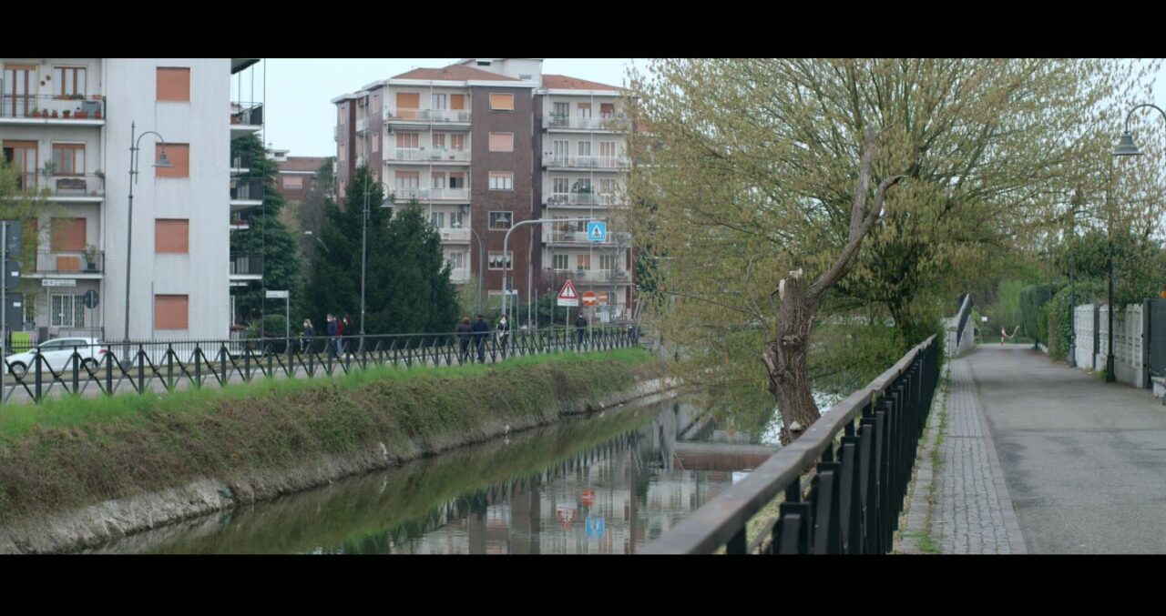 bussero filippo antignani con gli attori del cortometraggio