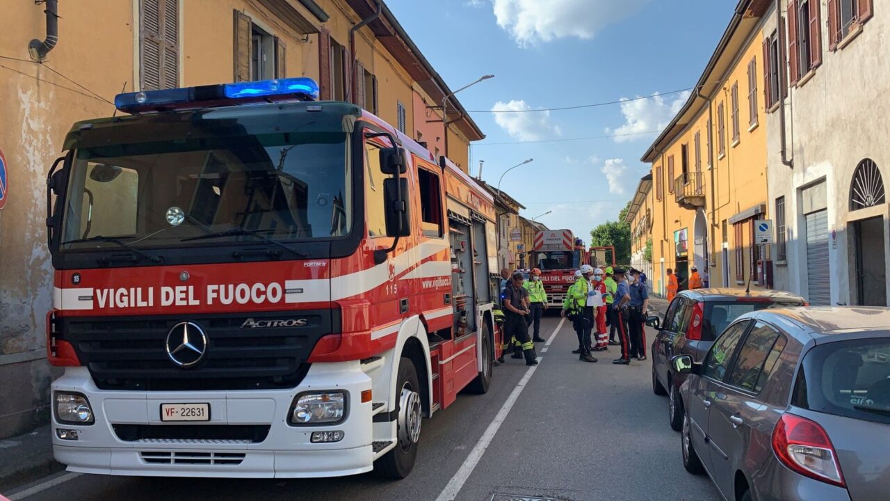 Incendio in appartamento, muore una donna