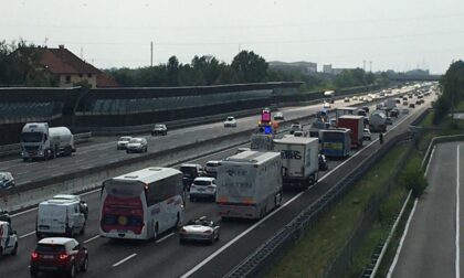 Incidente sull'Autostrada A4: auto ribaltata in terza corsia