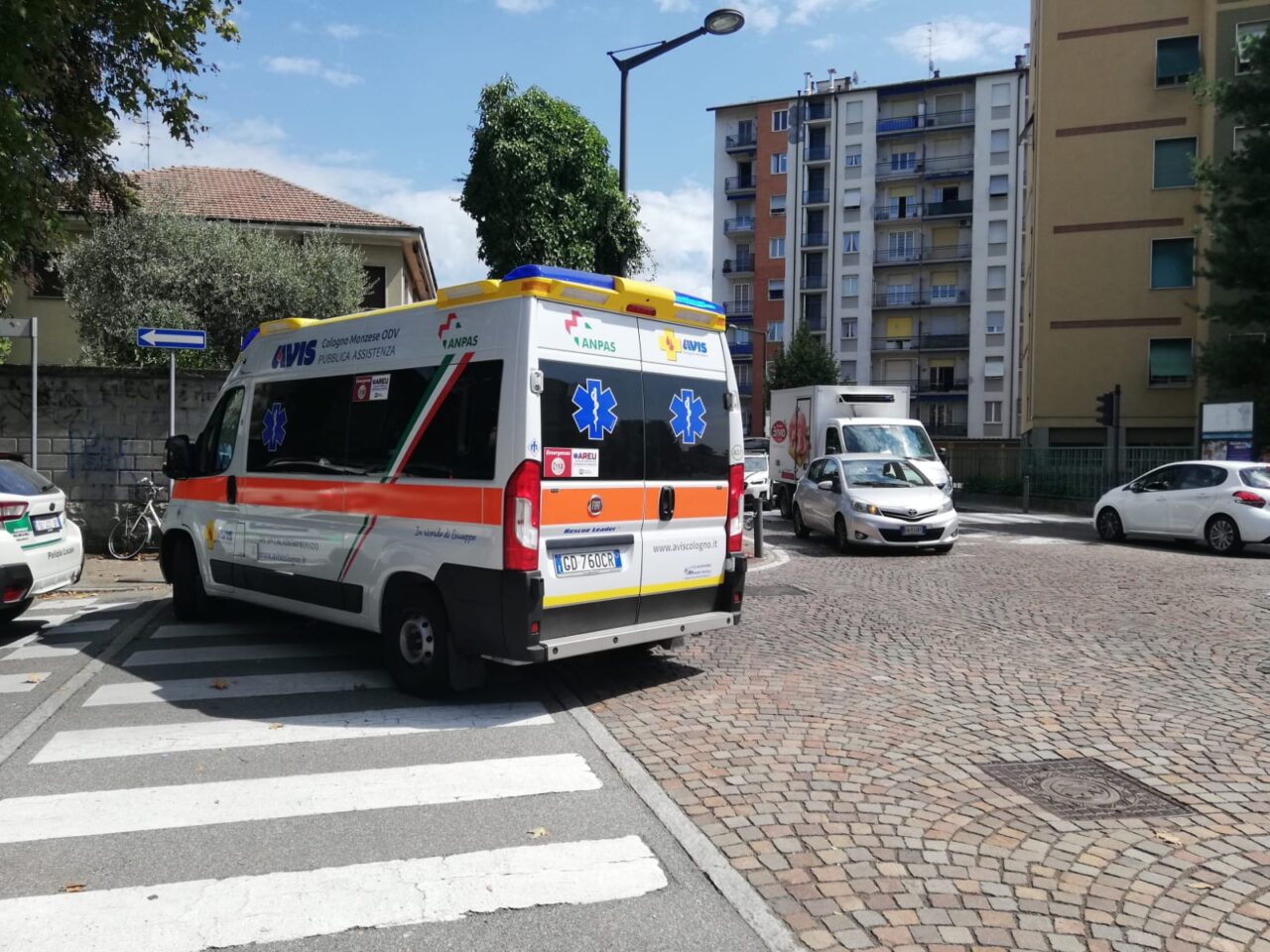 Infarto al volante. Non ce l’ha fatta il settantenne protagonista di un tamponamento a Cernusco