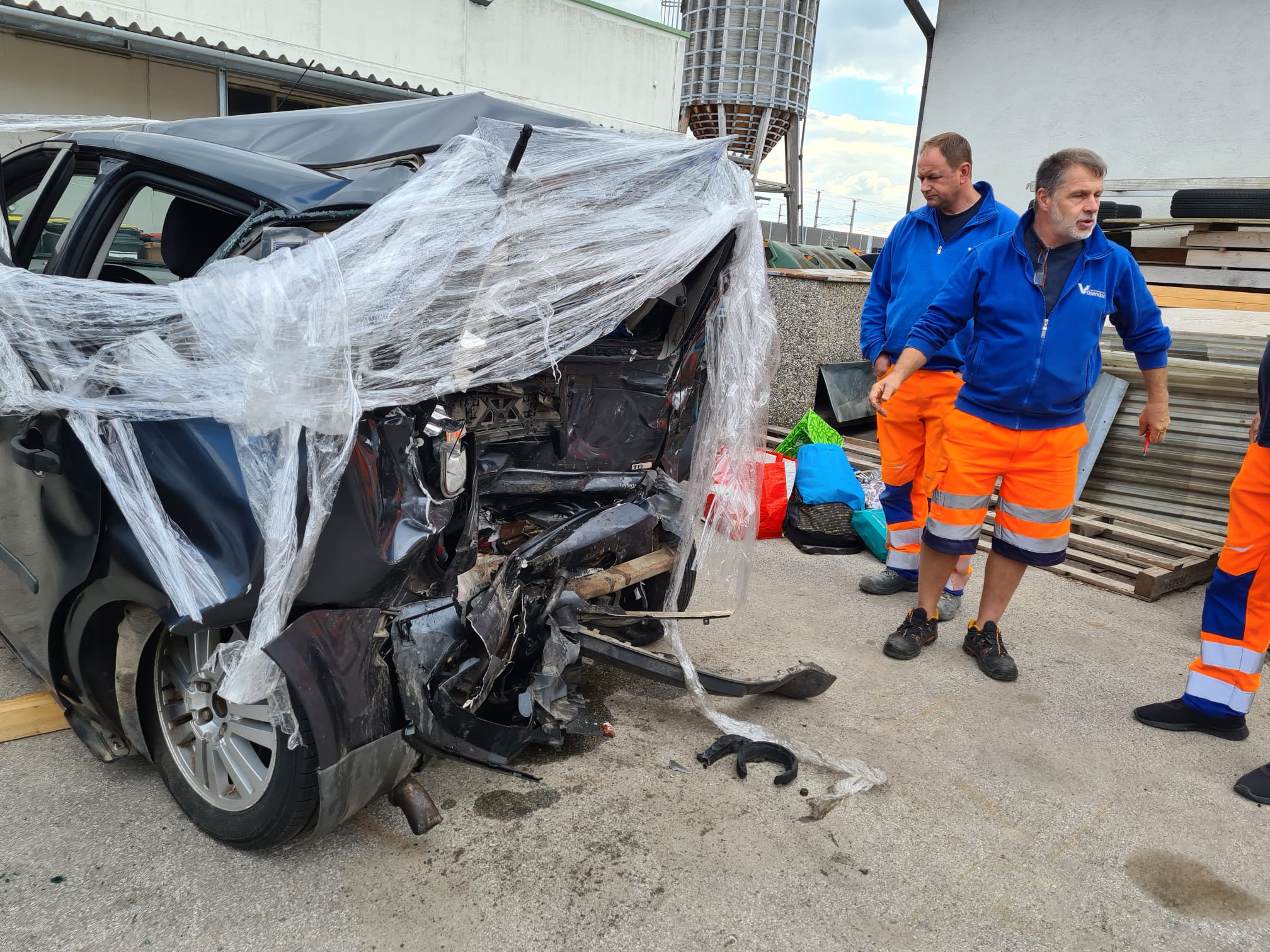 Famiglia di Cassano d'Adda coinvolta in un incidente mortale in Austria