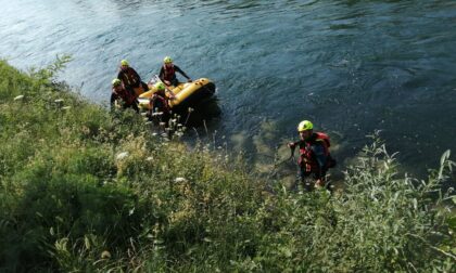 Si tuffa nell’Adda ma non riemerge, 57enne gravissimo dopo il salvataggio