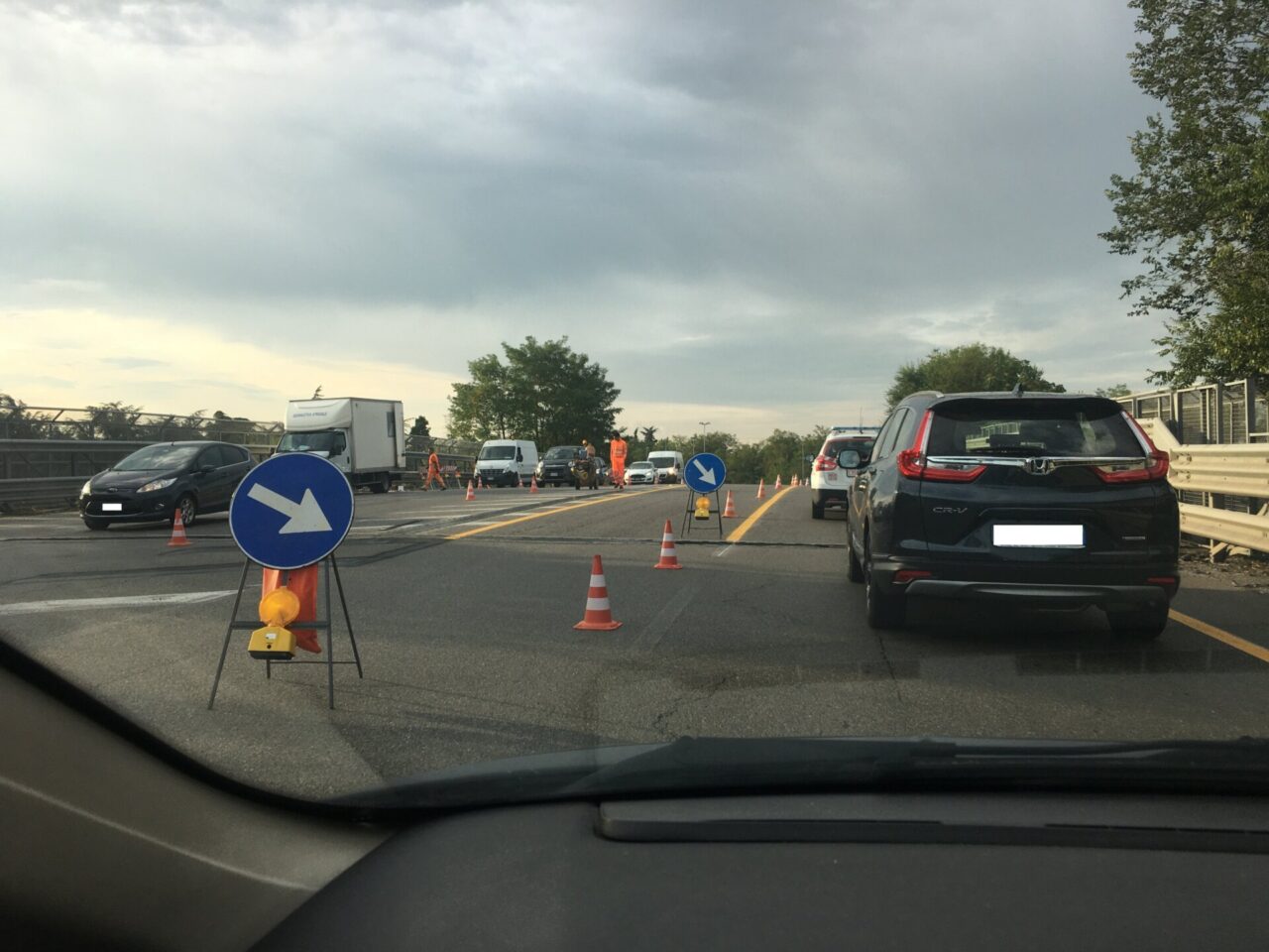 Giunti del ponte da sostituire: lavori in corso sul cavalcavia della Sp 13