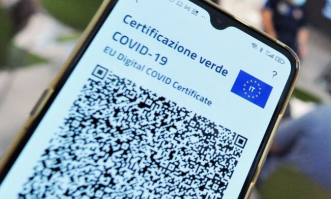 Controllo del Green pass in molti locali: tutti promossi