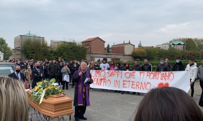 Omicidio di Pessano, il parroco al colpevole: “Non si può essere vigliacchi”