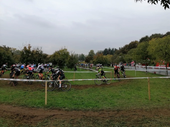 All’Increa Stadium di Brugherio è in corso il dodicesimo Campionato internazionale di ciclocross