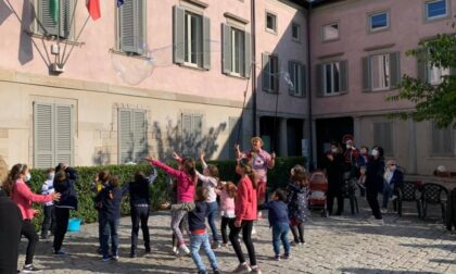 Festa della Madonna del Rosario fra celebrazioni, clown e bancarelle