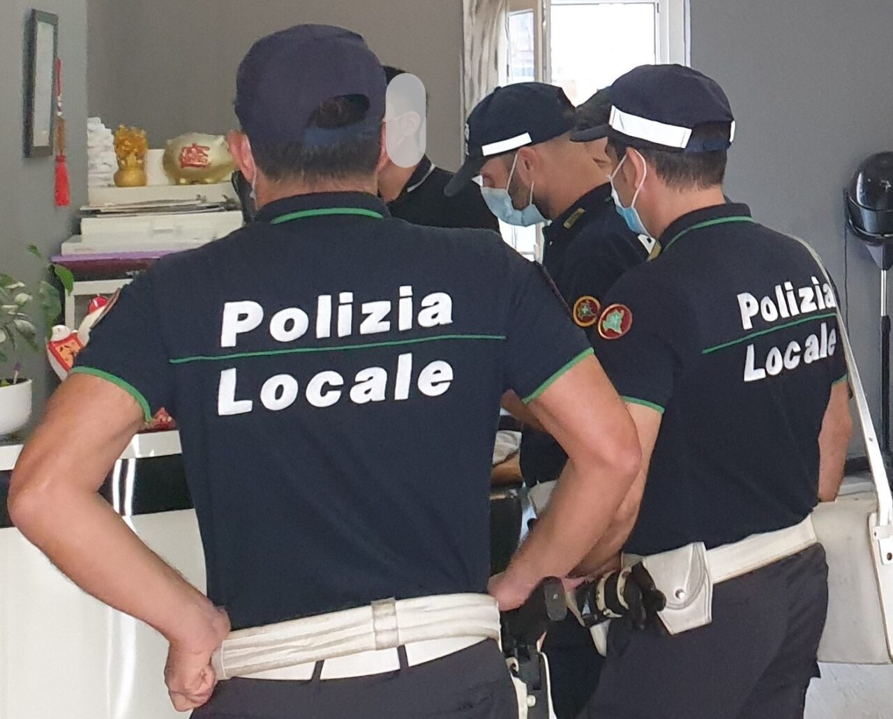 Finta estetista scoperta dalla Polizia Locale di Melzo