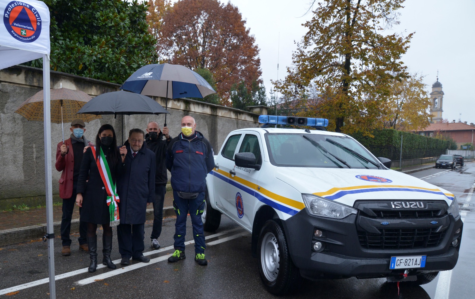 Consegnate auto per la Polizia e la Protezione civile a Gessate