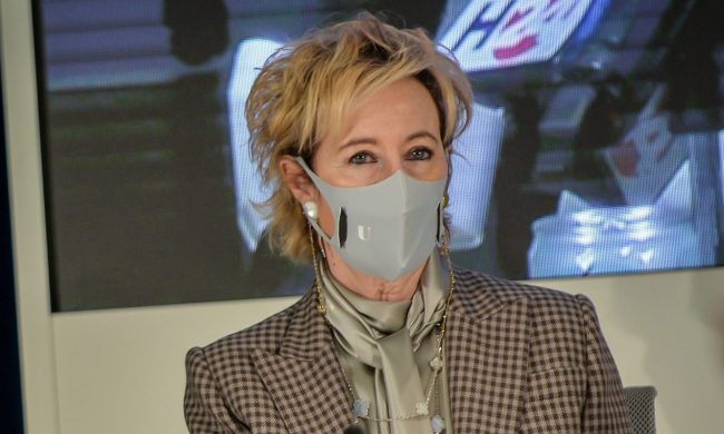 L’appello della Regione: “Non andate nei centri vaccinali senza prenotazione”