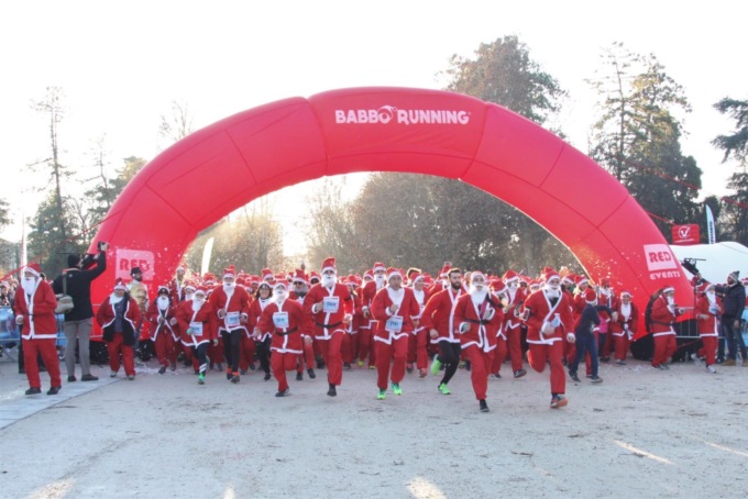 I Babbi Natale corrono contro i tumori
