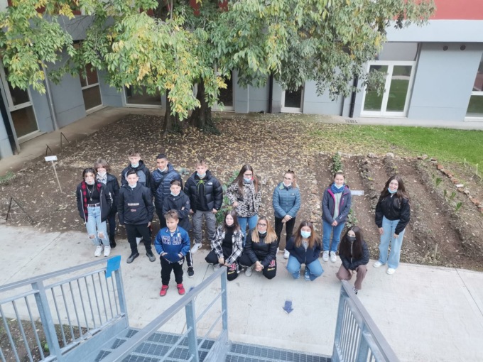 La scuola dedica l’orto a Roberto, morto a 14 anni