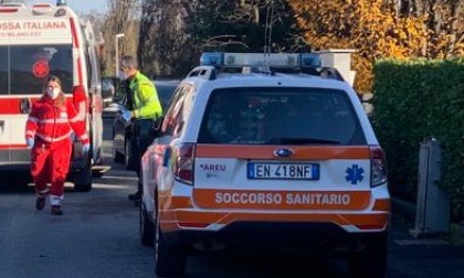 Cade dal balcone di casa: 50enne soccorso in codice rosso