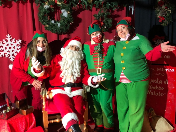 A Basiano Babbo Natale è già passato