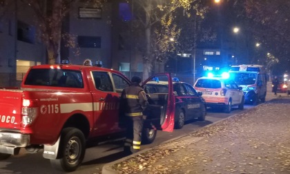 Cortocircuito in un appartamento intervengono Vigili del Fuoco, sanitari e Carabinieri