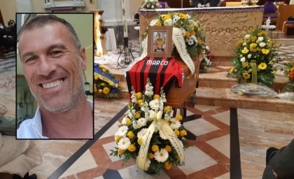 Tragedia della gru di Torino: lacrime e rabbia per l’ultimo saluto a Marco Pozzetti